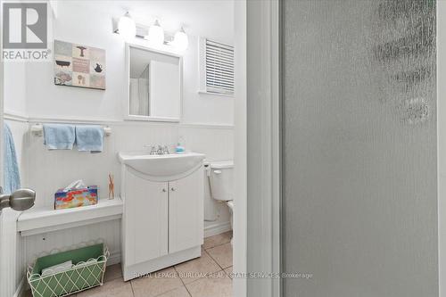 105 First St N, Hamilton, ON - Indoor Photo Showing Bathroom