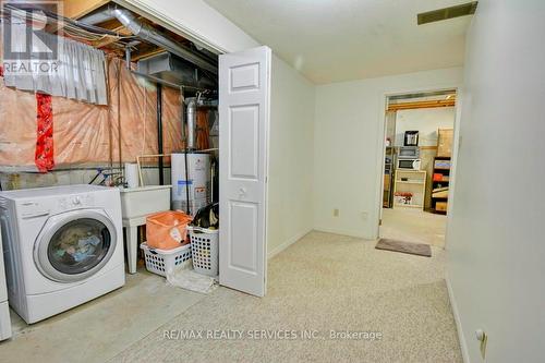 #28 -308 Conway Dr, London, ON - Indoor Photo Showing Laundry Room