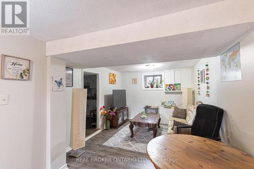 1306* Leighland Road, Burlington, ON - Indoor