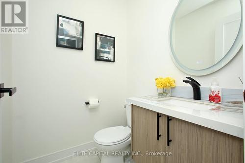 225 Snowshoe Crescent, Markham, ON - Indoor Photo Showing Bathroom