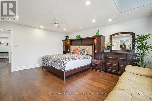 78 Chamberlain Cres, Collingwood, ON - Indoor Photo Showing Bedroom