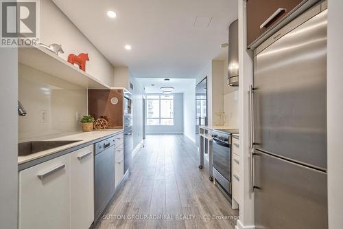 #716 -38 Dan Leckie Way, Toronto, ON - Indoor Photo Showing Kitchen With Upgraded Kitchen