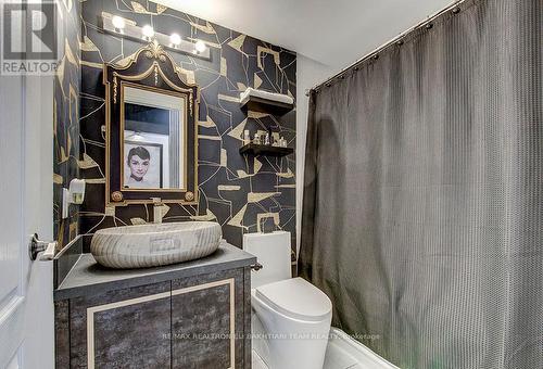 404 - 21 Hillcrest Avenue, Toronto, ON - Indoor Photo Showing Bathroom