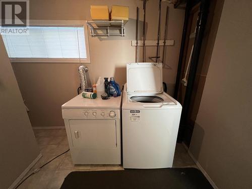 5320 Tamarack Crescent, Fort Nelson, BC - Indoor Photo Showing Laundry Room