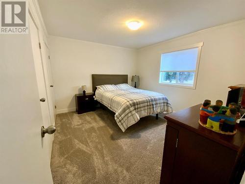4701 Pleasant Valley Road Unit# 13, Vernon, BC - Indoor Photo Showing Bedroom