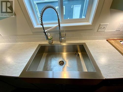 4701 Pleasant Valley Road Unit# 13, Vernon, BC - Indoor Photo Showing Kitchen With Double Sink