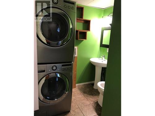 1628 116 Avenue, Dawson Creek, BC - Indoor Photo Showing Laundry Room