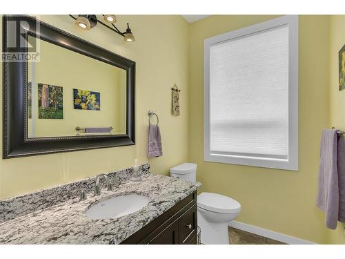 6173 Highway 6, Coldstream, BC - Indoor Photo Showing Bathroom