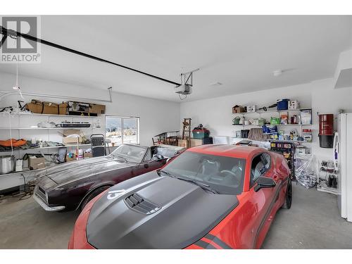 6173 Highway 6, Coldstream, BC - Indoor Photo Showing Garage