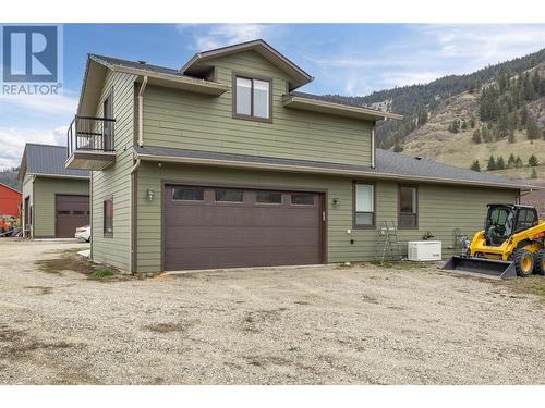 6173 Highway 6, Coldstream, BC - Outdoor