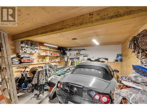 6173 Highway 6, Coldstream, BC - Indoor Photo Showing Garage
