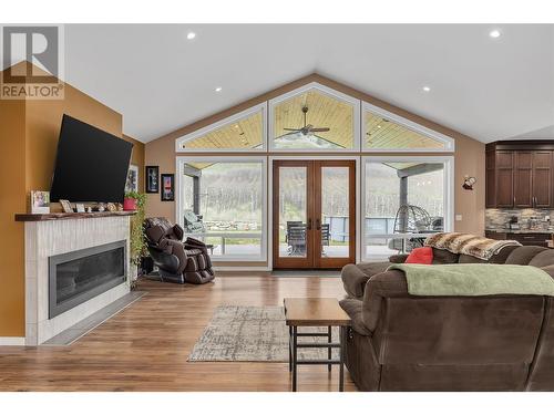 6173 Highway 6, Coldstream, BC - Indoor Photo Showing Living Room With Fireplace