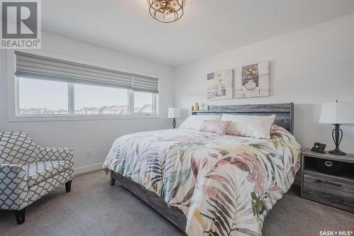 562 Burgess Crescent, Saskatoon, SK - Indoor Photo Showing Bedroom