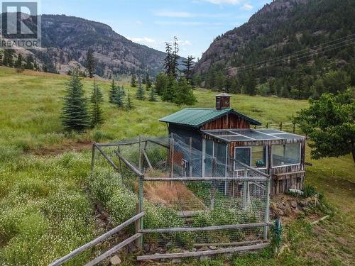 1196 Hwy 3A, Keremeos, BC - Outdoor