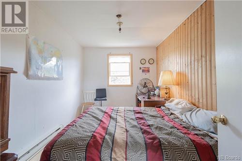 1068-1070 Latimore Lake Road, Saint John, NB - Indoor Photo Showing Bedroom