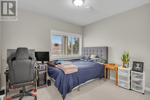550 Glenmeadows Road Unit# 115, Kelowna, BC - Indoor Photo Showing Bedroom
