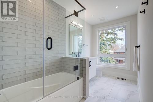 62 Ash Cres, Toronto, ON - Indoor Photo Showing Bathroom