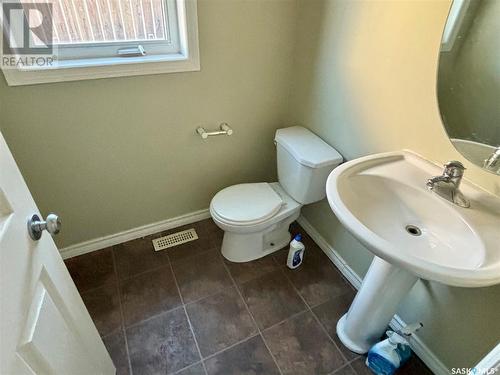 623 Guenter Crescent, Saskatoon, SK - Indoor Photo Showing Bathroom