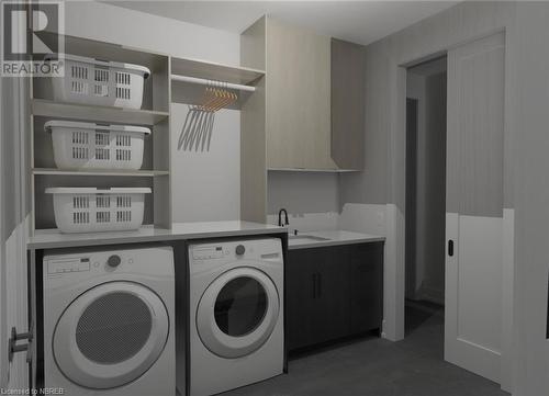 Mudroom/laundry - 18 Kenreta Drive, North Bay, ON - Indoor Photo Showing Laundry Room