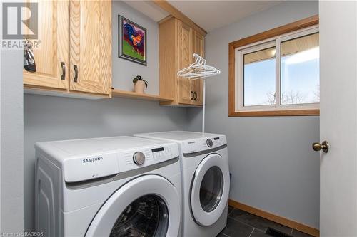 362511 Lindenwood Road, Georgian Bluffs, ON - Indoor Photo Showing Laundry Room