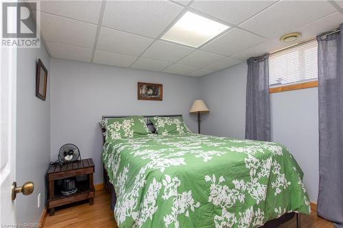 362511 Lindenwood Road, Georgian Bluffs, ON - Indoor Photo Showing Bedroom