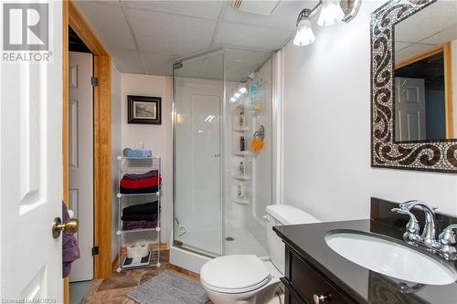 362511 Lindenwood Road, Georgian Bluffs, ON - Indoor Photo Showing Bathroom