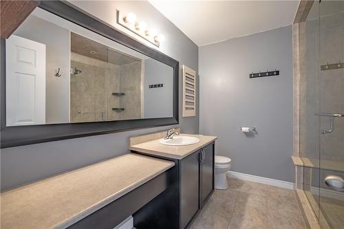 23 Medici Lane, Hamilton, ON - Indoor Photo Showing Bathroom
