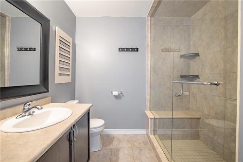 23 Medici Lane, Hamilton, ON - Indoor Photo Showing Bathroom