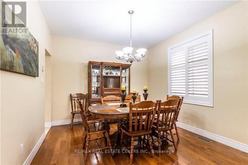 4 Mcnulty Lane, Guelph, ON - Indoor Photo Showing Dining Room