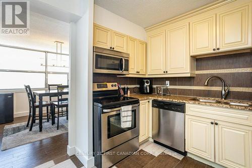 #906 -389 Dundas St, London, ON - Indoor Photo Showing Kitchen With Stainless Steel Kitchen With Double Sink