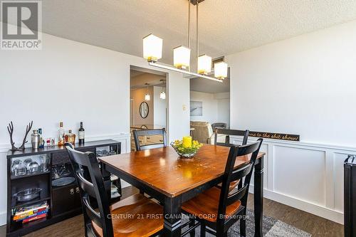 #906 -389 Dundas St, London, ON - Indoor Photo Showing Dining Room