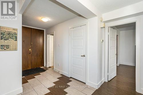 #906 -389 Dundas St, London, ON - Indoor Photo Showing Other Room