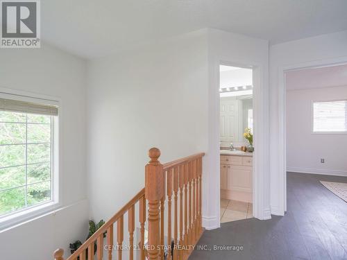 1144 Barclay Circle, Milton, ON - Indoor Photo Showing Other Room