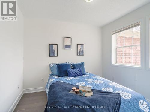 1144 Barclay Circle, Milton, ON - Indoor Photo Showing Bedroom