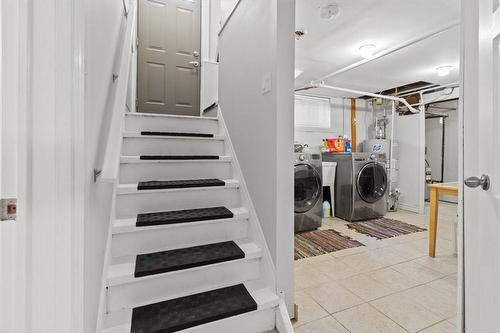 105 First Street N, Stoney Creek, ON - Indoor Photo Showing Laundry Room