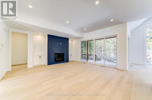 101 Spruce St, Tiny, ON - Indoor With Fireplace