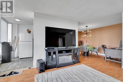 #607 -3077 Weston Rd, Toronto, ON - Indoor Photo Showing Other Room