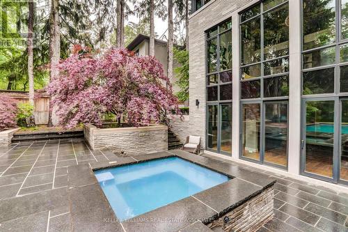 1538 Douglas Dr, Mississauga, ON - Outdoor With In Ground Pool