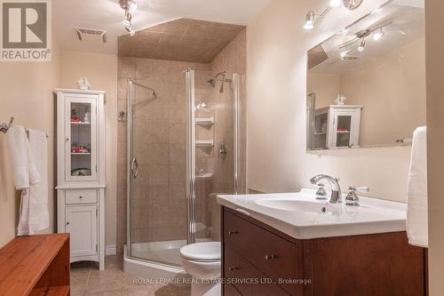 1210 Beechgrove Crescent, Oakville, ON - Indoor Photo Showing Bathroom