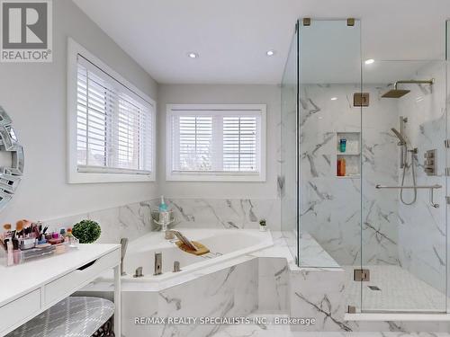 52 Beachpoint Boulevard, Brampton, ON - Indoor Photo Showing Bathroom