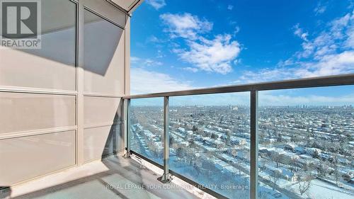 #2426 -7161 Yonge St, Markham, ON -  With View