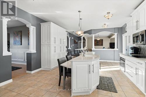 17 Sunset Dr, Cobourg, ON - Indoor Photo Showing Kitchen