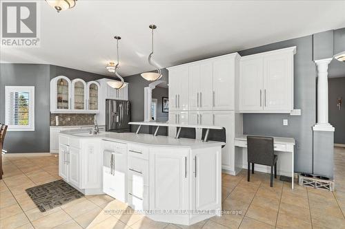 17 Sunset Dr, Cobourg, ON - Indoor Photo Showing Kitchen