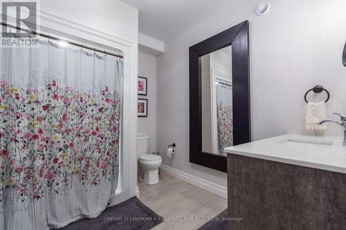 40 Gavin Crescent, Quinte West, ON - Indoor Photo Showing Bathroom