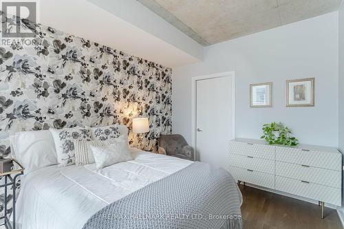 401 - 90 Trinity Street, Toronto, ON - Indoor Photo Showing Bedroom