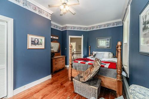 711 Norfolk Street S, Simcoe, ON - Indoor Photo Showing Bedroom
