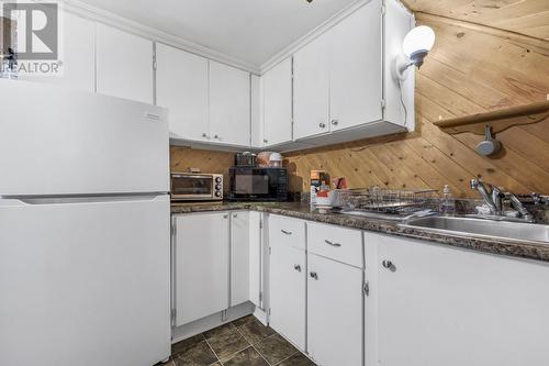 28 Park Avenue, Mt. Pearl, NL - Indoor Photo Showing Kitchen