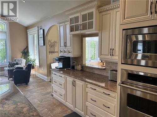 1371A County Road 2 Road, Augusta (809 - Augusta Twp), ON - Indoor Photo Showing Kitchen