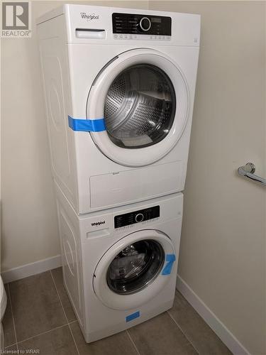 257 Hemlock Street Unit# 613, Waterloo, ON - Indoor Photo Showing Laundry Room