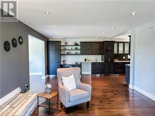 100 Westmount Blvd, Moncton, NB - Indoor Photo Showing Living Room